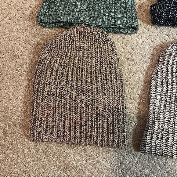Love Your Melon Beanie Knit Hat Speckled Cream Black Gold Blue Patch Logo Lot 4x main image 4
